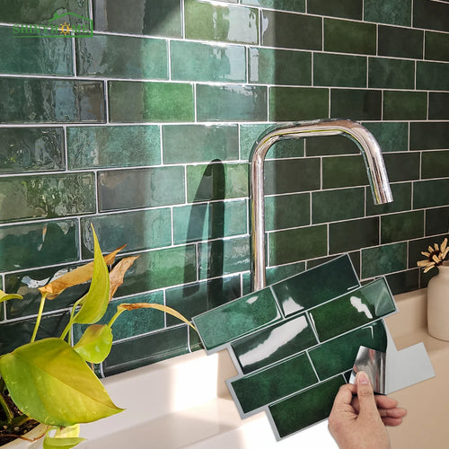 Azulejo adhesivo 3D verde bosque en salpicadero de cocina